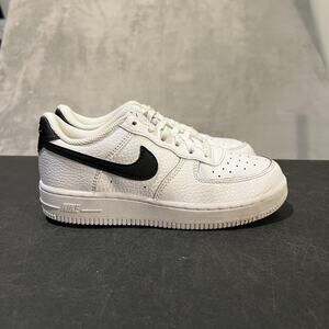 Nike Air Force 1 LE Shoes Youth Kids White Black Low Leather Sneakers CZ1685-100